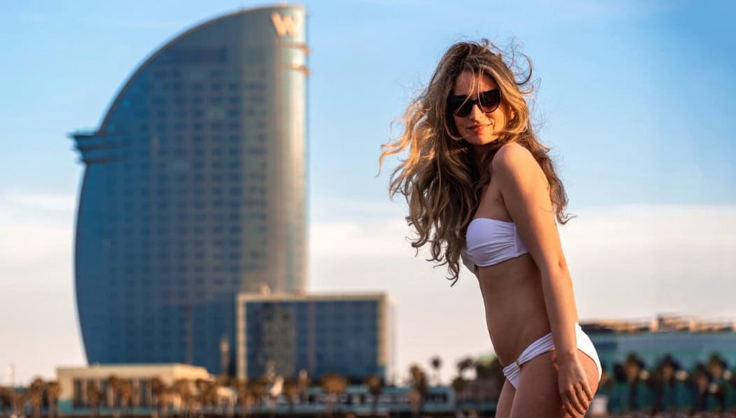 lugares visitar barcelona con chica